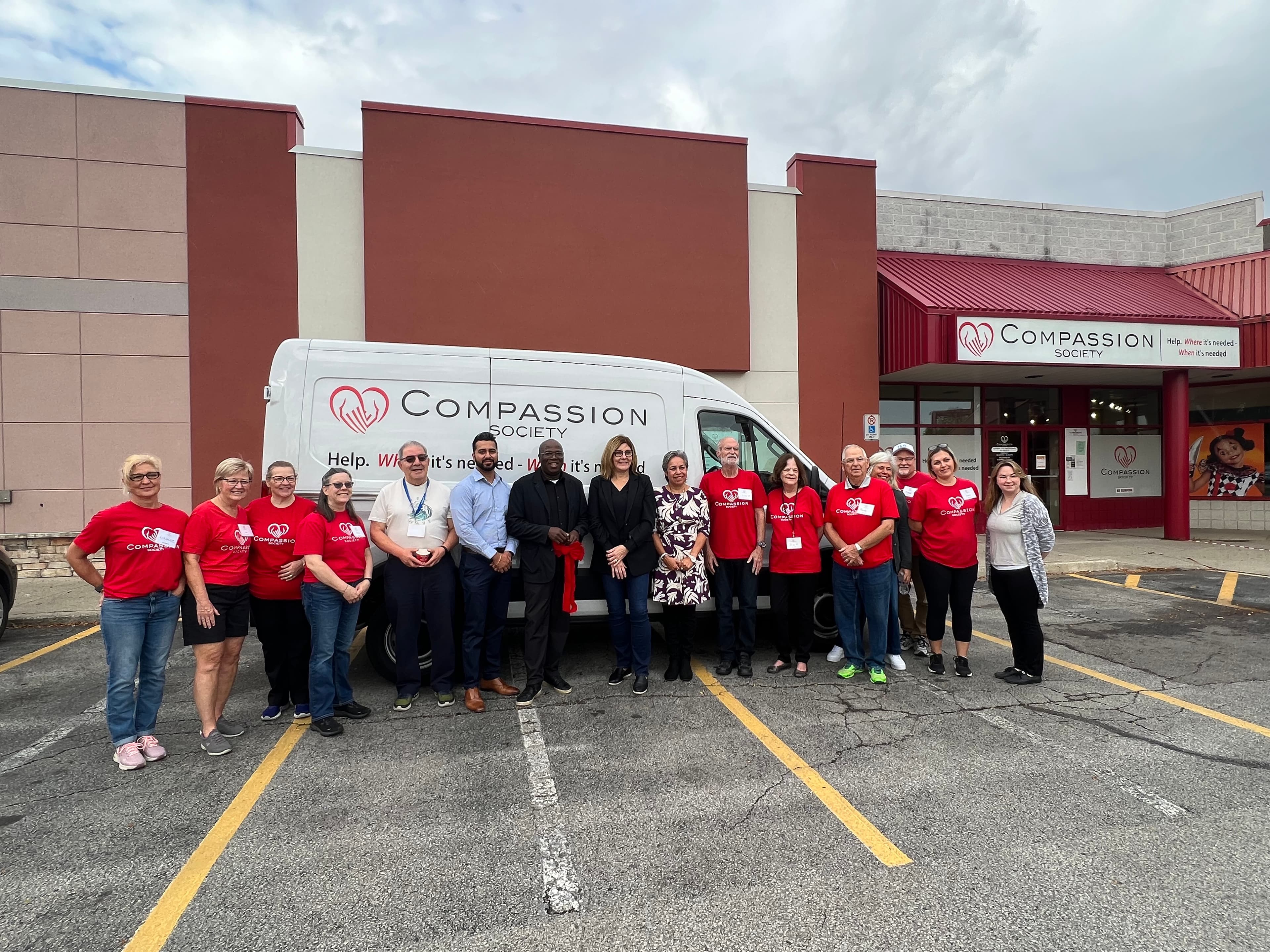 Taran Chahal volunteering with the United Way in Brampton